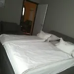 Talaber Vendeghaz *