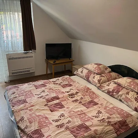 Talaber Vendeghaz * Vonyarcvashegy